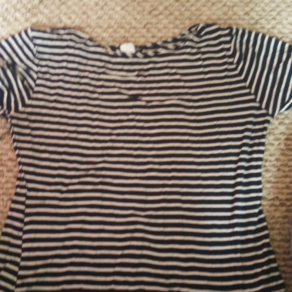 Short sleeve shirt